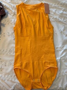 Waist snatcher Bodysuit in Bright Orange